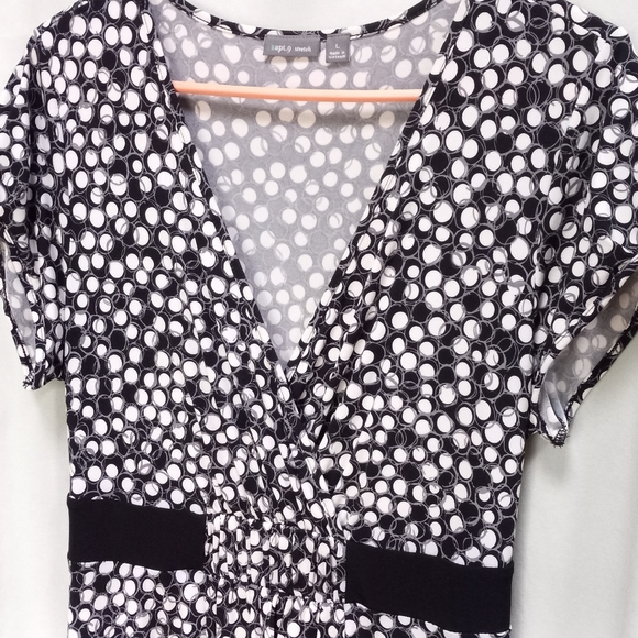 APT 9 black & white polka dot surplice professional work dress size LG (T-249) - Picture 3 of 3